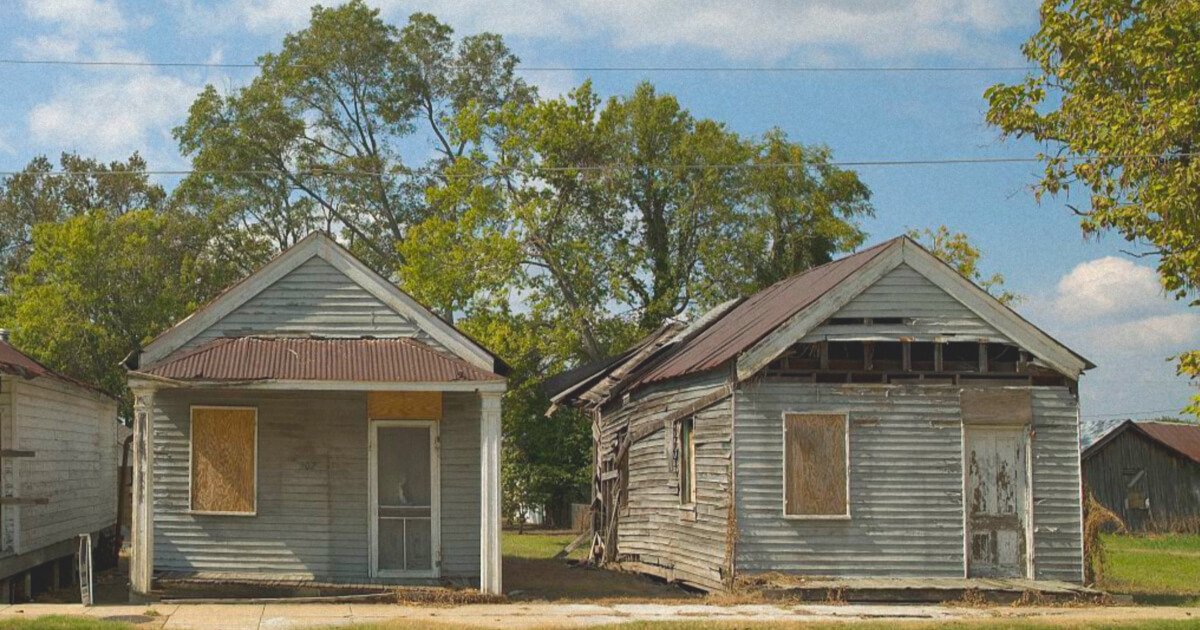 Abandoned houses, Natchez, Mississippi